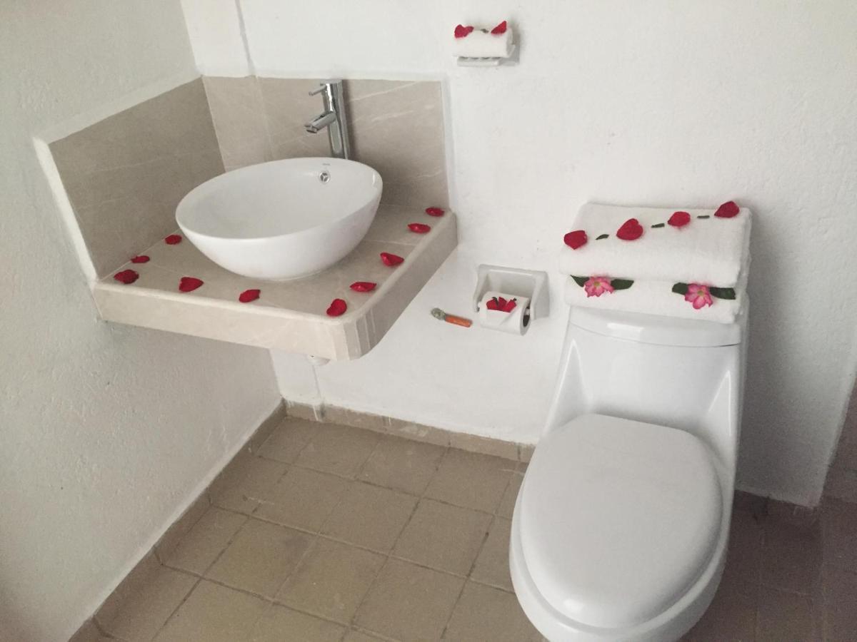 Departamentos Lalo Apartment Zihuatanejo Bagian luar foto