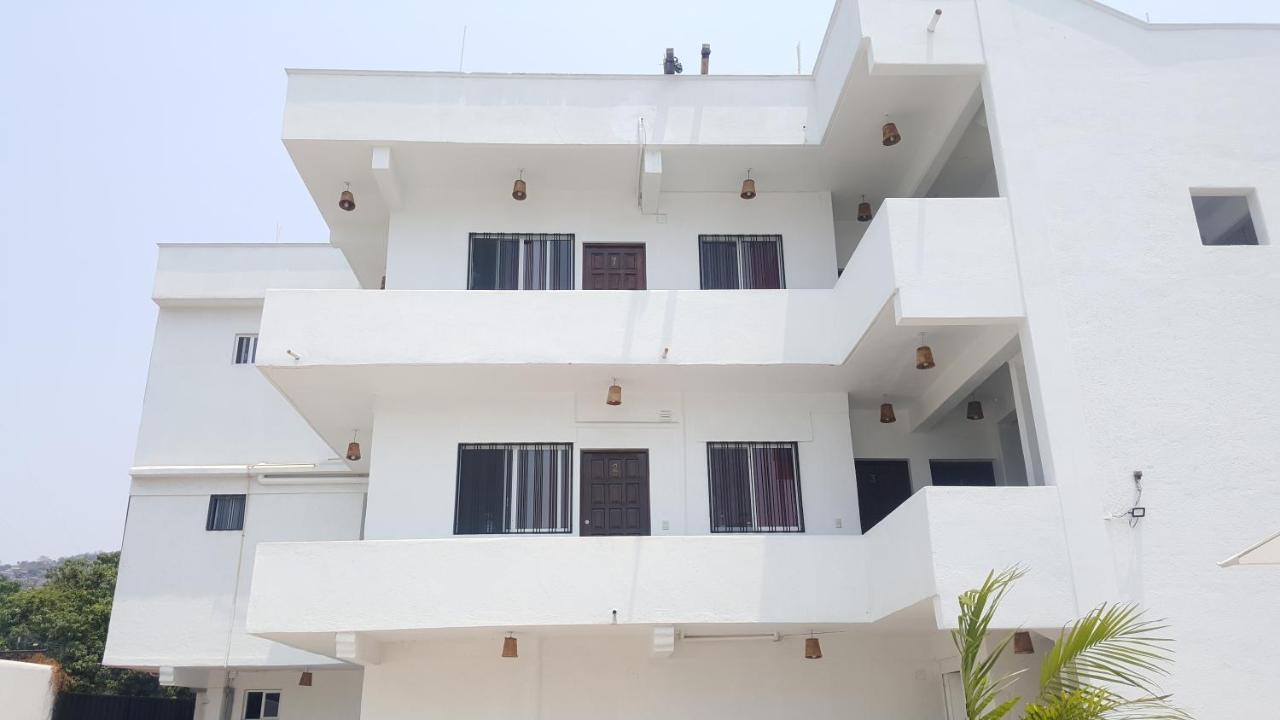 Departamentos Lalo Apartment Zihuatanejo Bagian luar foto