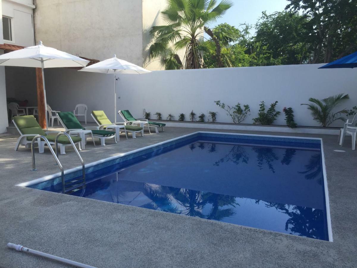 Departamentos Lalo Apartment Zihuatanejo Bagian luar foto