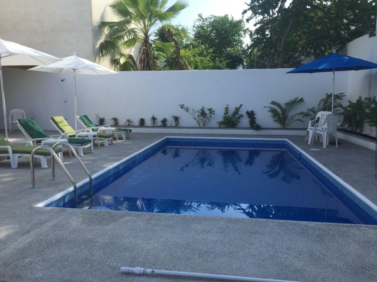 Departamentos Lalo Apartment Zihuatanejo Bagian luar foto