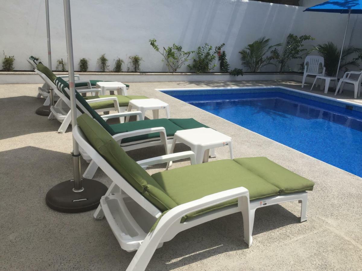 Departamentos Lalo Apartment Zihuatanejo Bagian luar foto