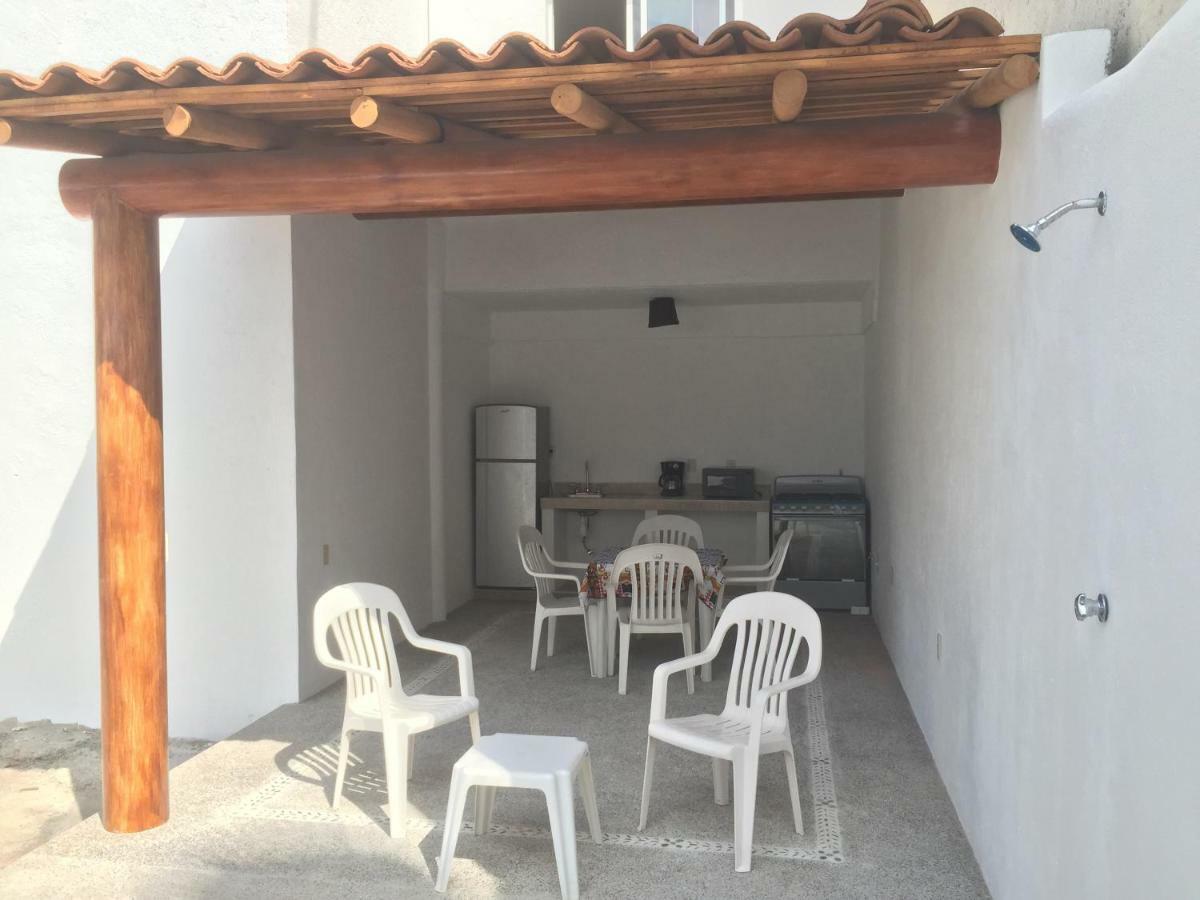 Departamentos Lalo Apartment Zihuatanejo Bagian luar foto