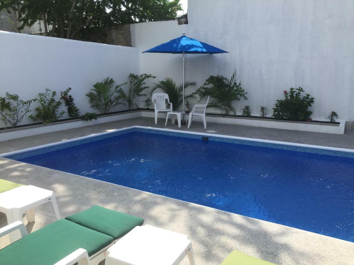 Departamentos Lalo Apartment Zihuatanejo Bagian luar foto